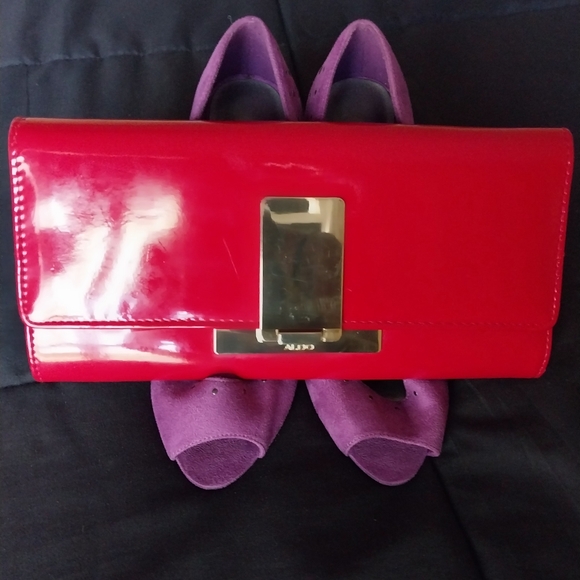 Aldo Shiny Red Clutch with Silver Accent - Picture 3 of 3